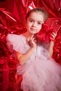 Новогодние фотосессии 2023 в фотостудии Фоточердак г Жуковский Раменское Бронирование на сайте открыто